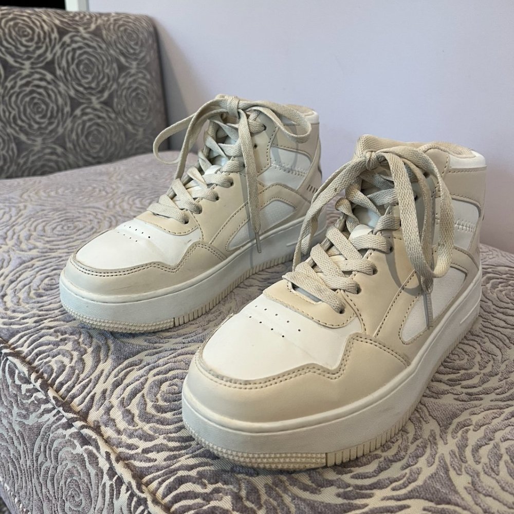 Rylee Sneakers